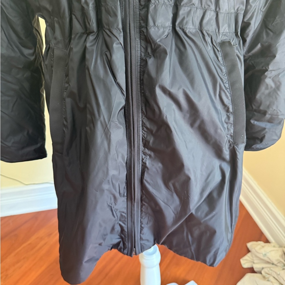 Athleta Summit Insulated Jacket/Coat - image 6